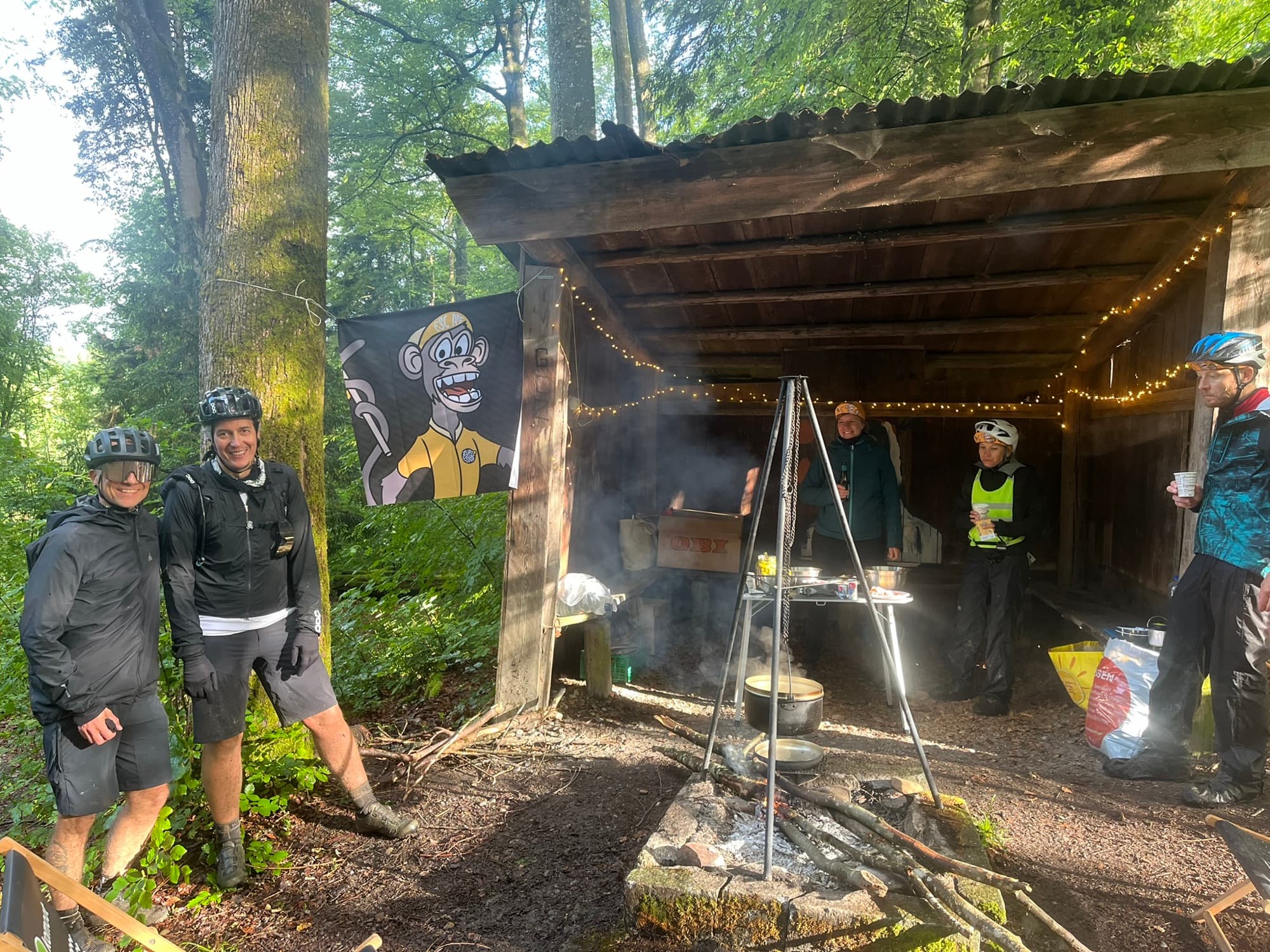 Checkpoint 1 mit Lagerfeuer