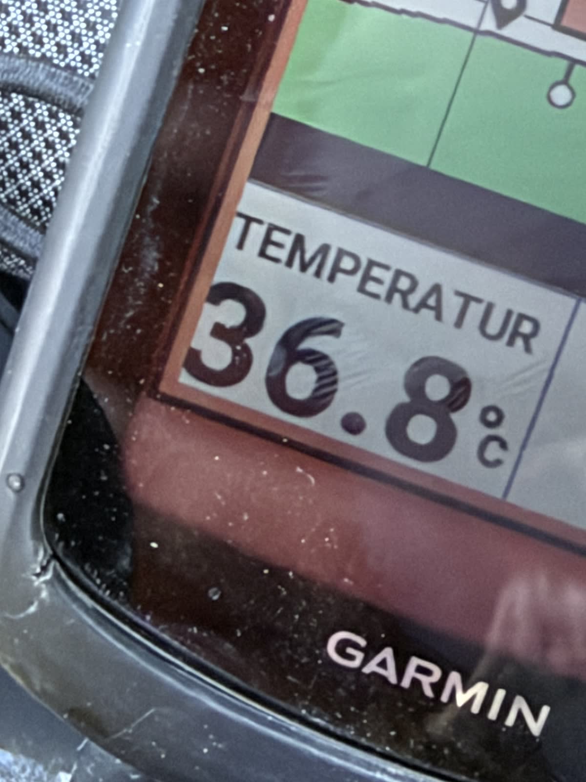 Garmin-Radcomputer zeigt 36,8 Grad Celsius